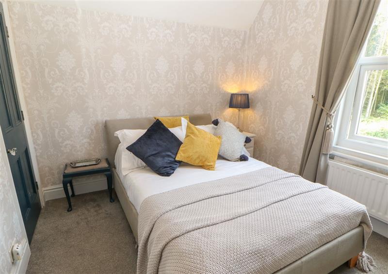 A bedroom in 2 Drumraugh Cottages at 2 Drumraugh Cottages, Hutton Rudby