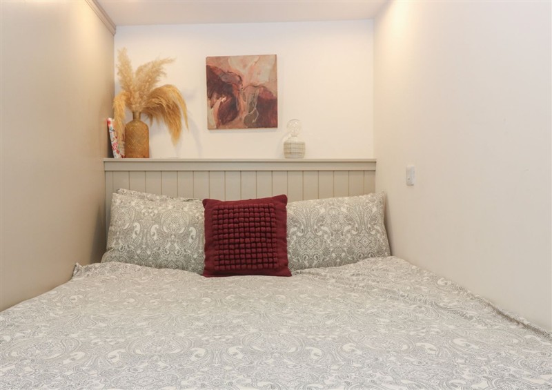A bedroom in 2 East Port (photo 2) at 2 East Port, Melrose