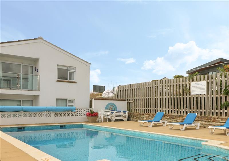 There is a pool at 2 Europa Court, Mawgan Porth