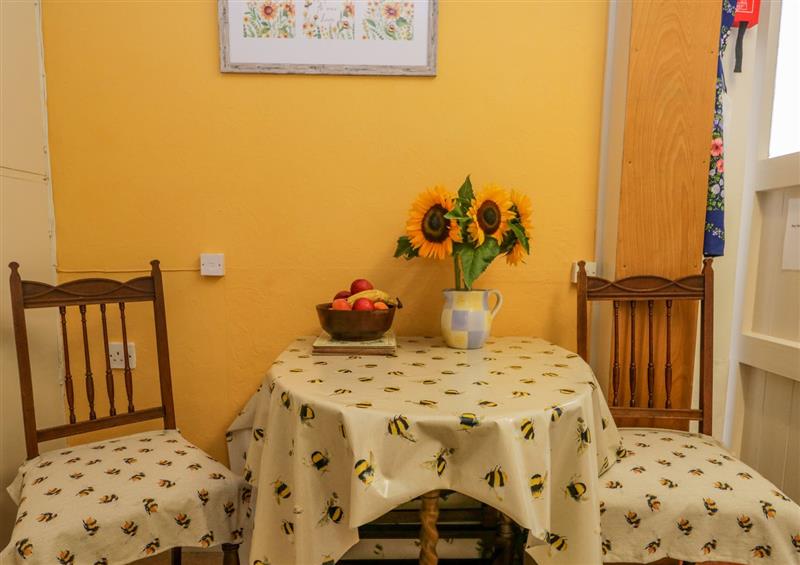 The dining area at 2 Gateside Cottages, Coniston