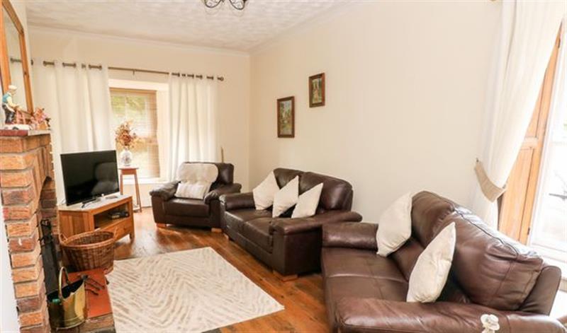 Enjoy the living room at 2 Gymmin House, Pendine