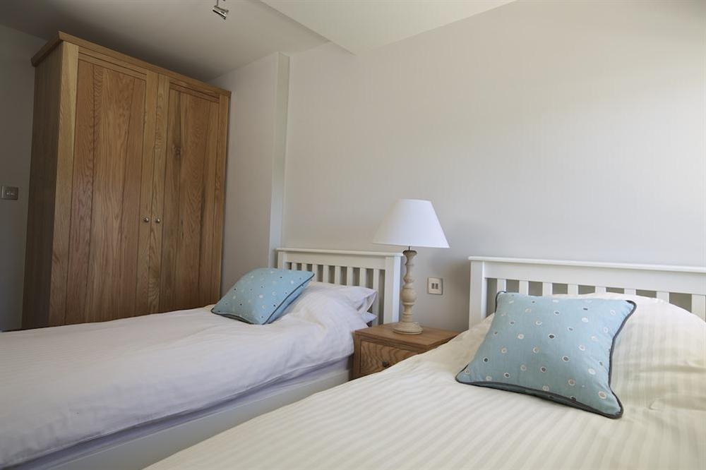 Twin bedroom (photo 2) at 2 Hamstone Court in , Salcombe