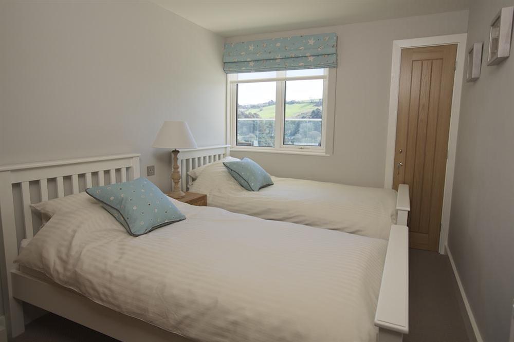 Twin bedroom at 2 Hamstone Court in , Salcombe