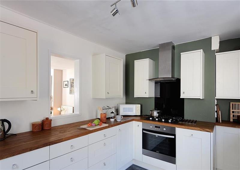 The kitchen (photo 2) at 2 Harbour Heights, Lyme Regis