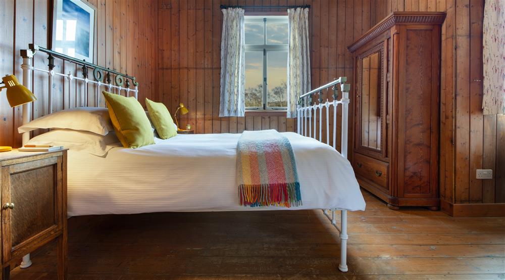 The double bedroom at 2 Heathland Cottages in Corfe Castle, Dorset