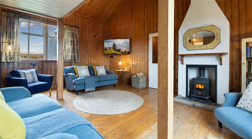 The sitting room (photo 2) at 2 Heathland Cottages in Corfe Castle, Dorset