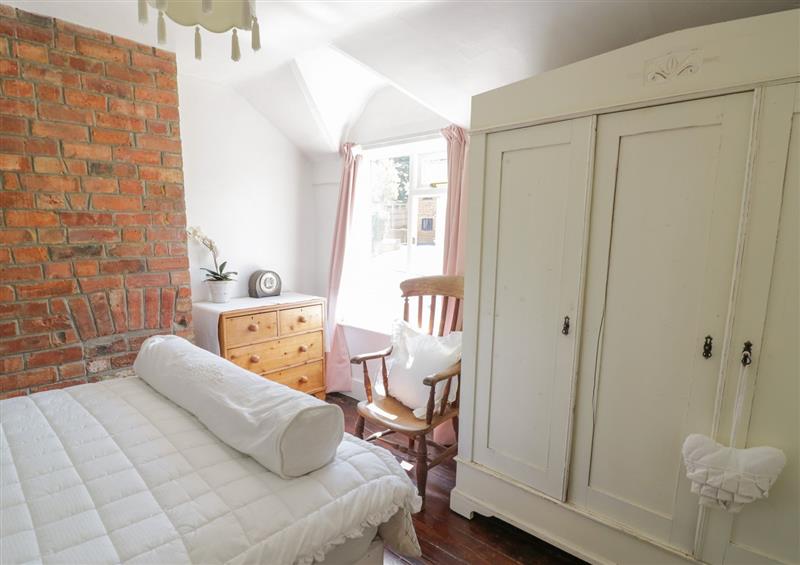 One of the bedrooms at 2 Heydons Terrace, Farnborough near Banbury
