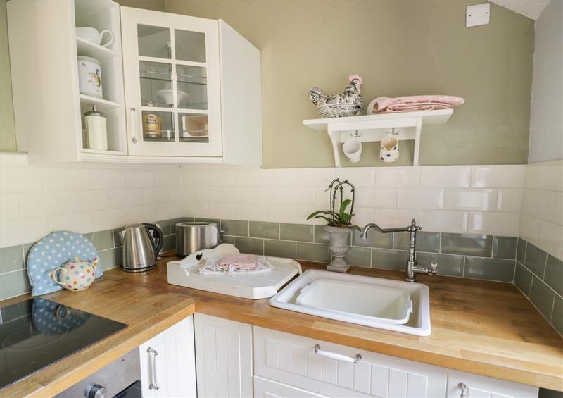 This is the kitchen (photo 2) at 2 Heydons Terrace, Farnborough near Banbury