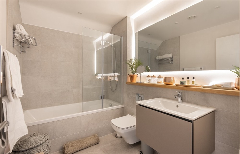 Bathroom (photo 2) at 2 Island Place (Harbour Lights) in Salcombe