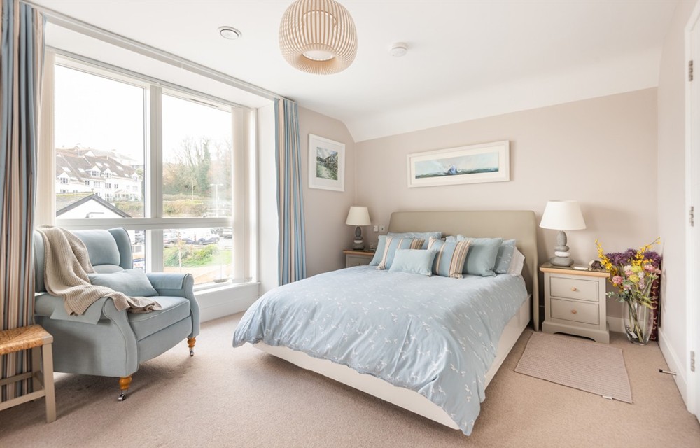 This is a bedroom at 2 Island Place (Harbour Lights) in Salcombe
