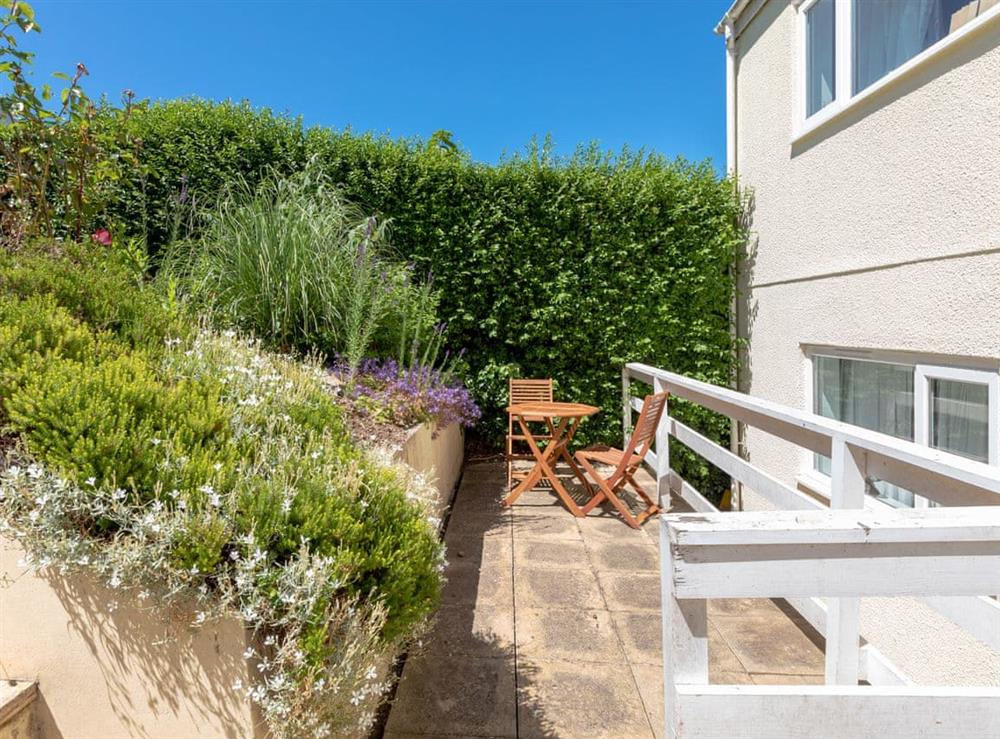 Sitting-out-area at 2 Lyndhurst in Salcombe, Devon