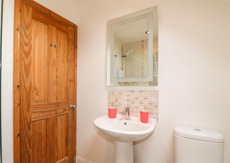 The bathroom (photo 3) at 2 Miners Arms Cottages, Carsington near Wirksworth