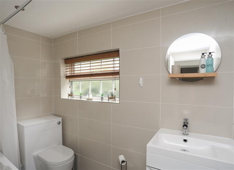 Bathroom at 2 Morfa View, Conwy