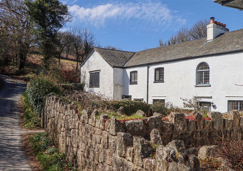 Outside 2 New Mill Cottages