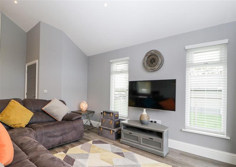 Enjoy the living room at 2 Oak Park, Shillingford near Bampton