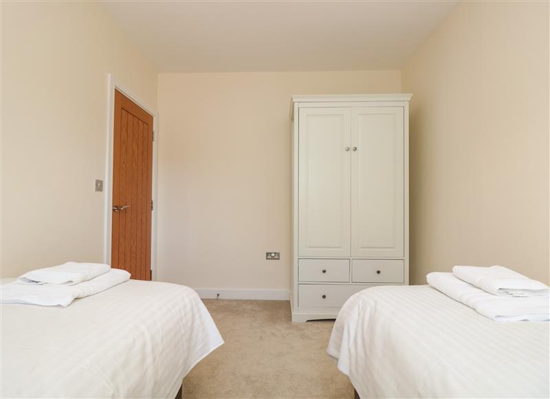 A bedroom in 2 Orchard Drive (photo 3) at 2 Orchard Drive, Salcombe