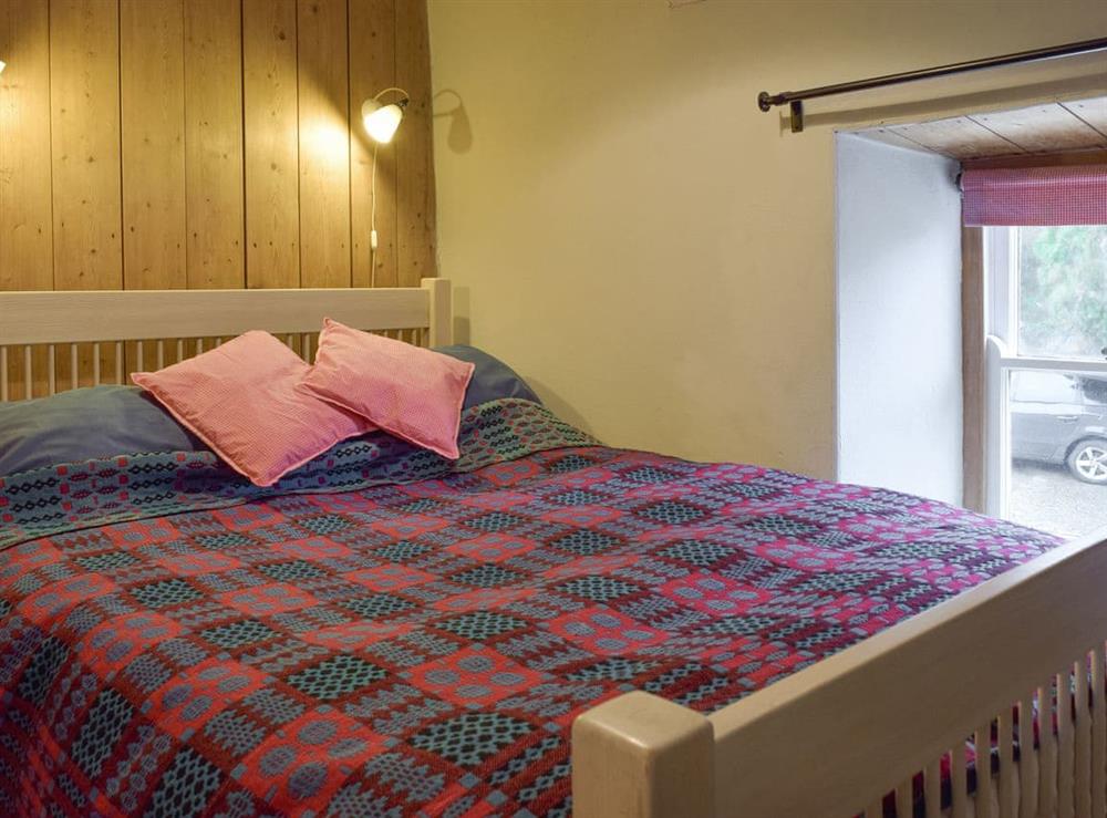 Peaceful double bedroom at 2 Penrhiw in Abercych, near Newcastle Emlyn, Dyfed