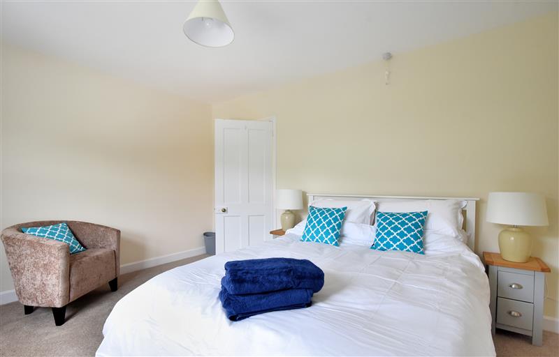 One of the 2 bedrooms at 2 Southcombe Terrace, Axmouth