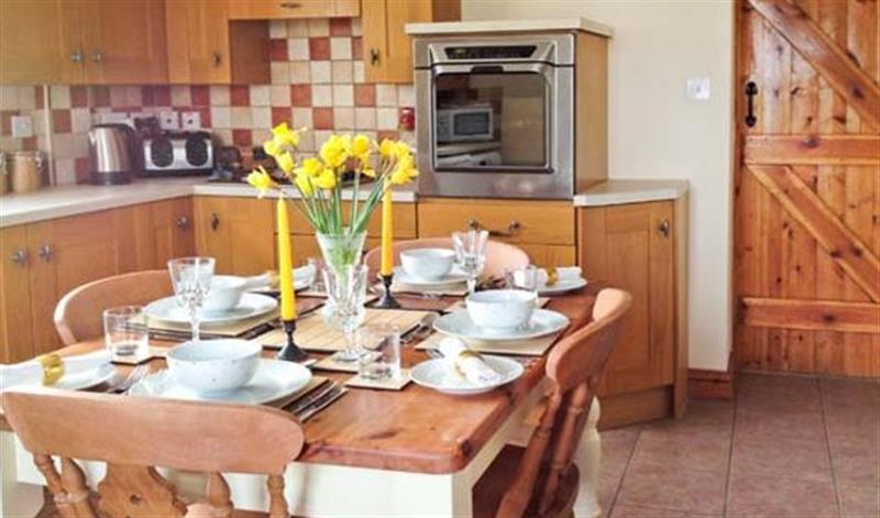 The kitchen at 2 Stud Cottage, Coltishall