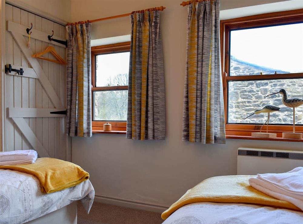 Twin bedroom (photo 2) at 2 Swallowholm Cottages in Arkengarthdale, near Reeth, North Yorkshire