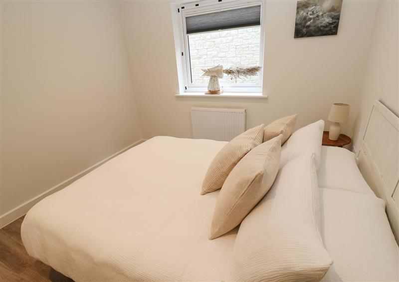 One of the 2 bedrooms (photo 2) at 2 The Dunes, Swanpool near Falmouth