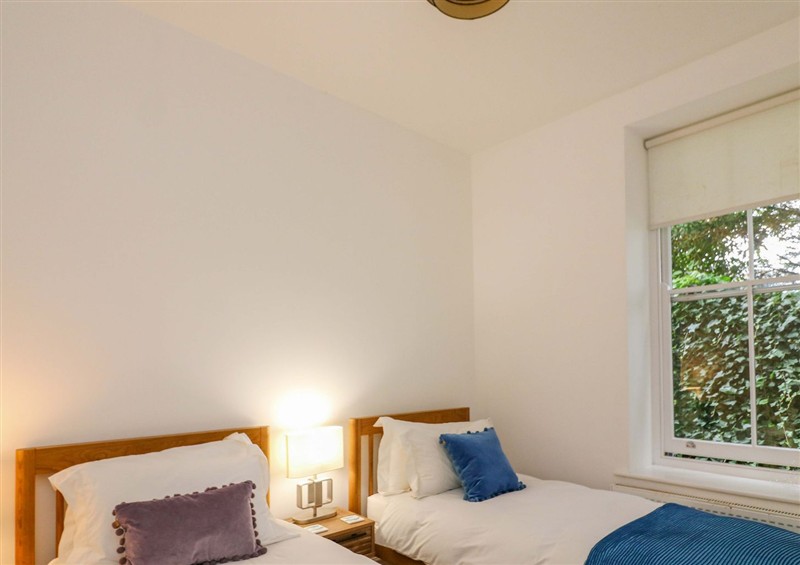 One of the 3 bedrooms (photo 2) at 2 The Old School House, Dartmouth