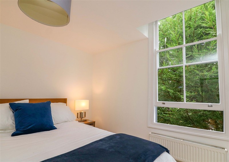 One of the 3 bedrooms at 2 The Old School House, Dartmouth