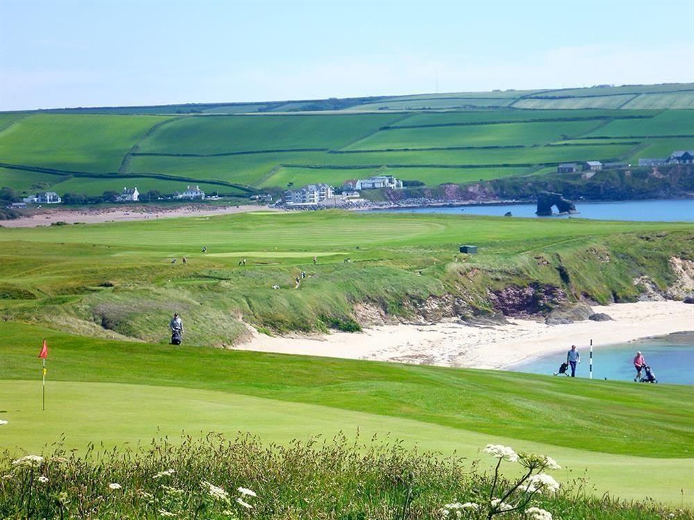 Nearby Thurlestone Golf Course at 2 Thurlestone Rock Mews in , Thurlestone Sands