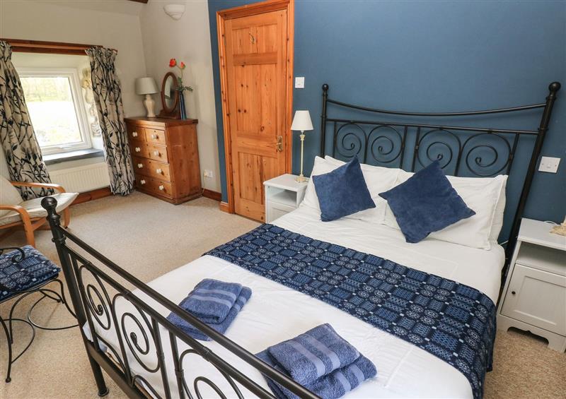 Bedroom at 2 Yr Hen Felin, Castle Morris near Letterston