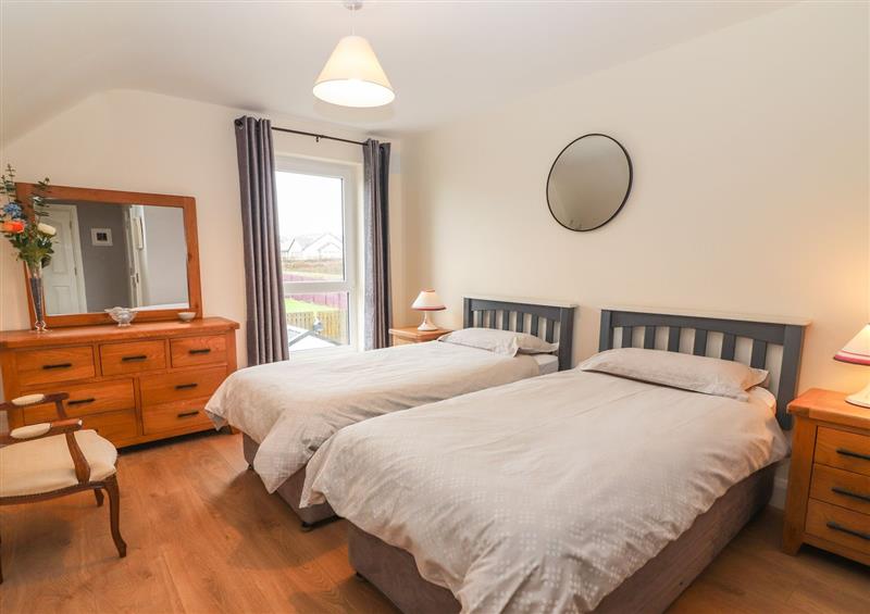 This is a bedroom (photo 2) at 20 Lighthouse Village, Fenit