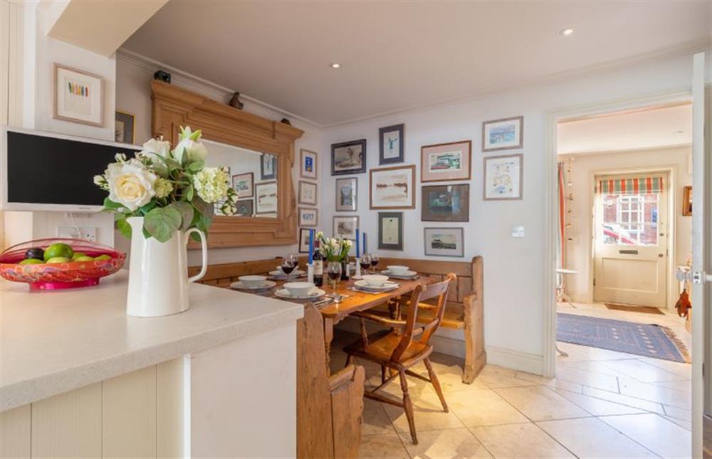 Open-plan kitchen and dining area at 207 High Street, Aldeburgh