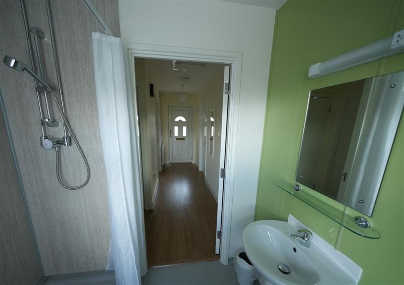 Bathroom at 21 Eamont Park, Penrith