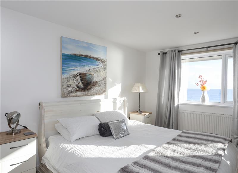 One of the 3 bedrooms (photo 2) at 21 Min Y Mor, Pwllheli