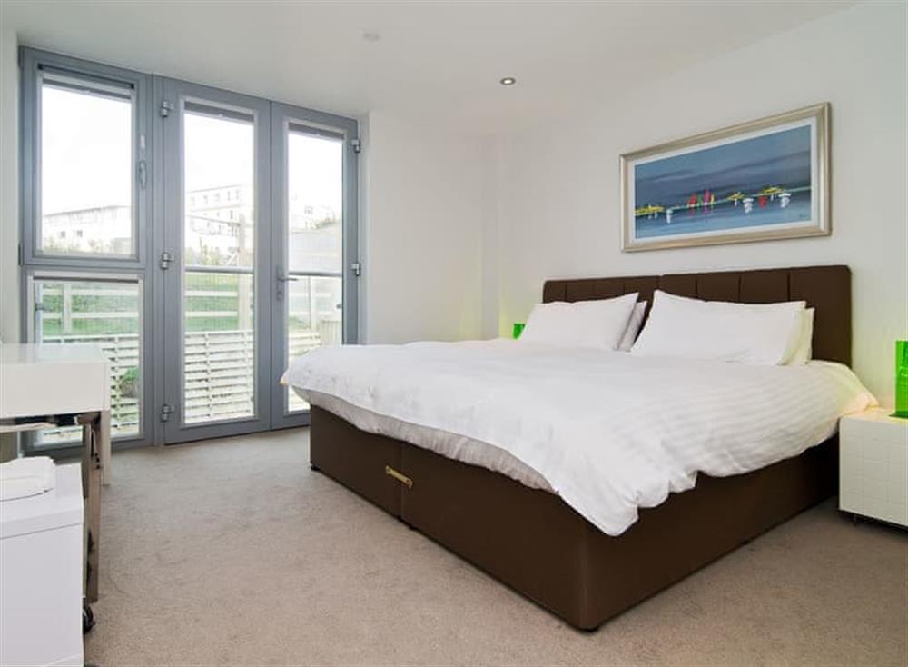 Double bedroom at 21 Zinc in North Cornwall, Newquay