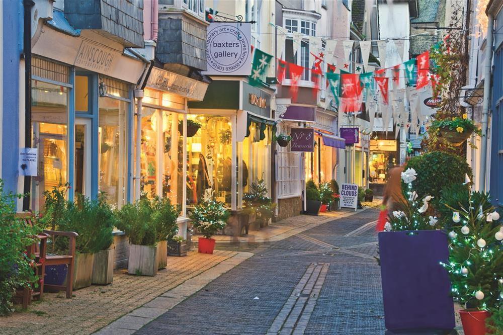 The cobbled streets of Dartmouth