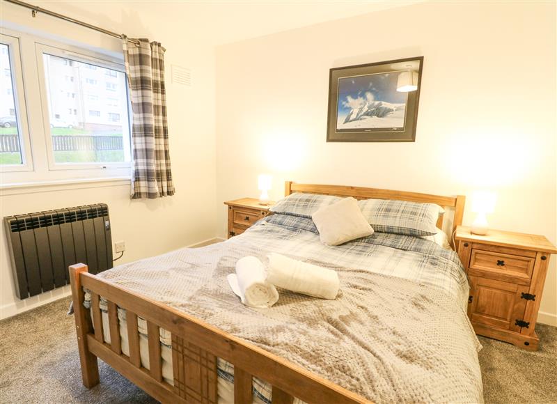 A bedroom in 22 Moray Place (photo 3) at 22 Moray Place, Fort William