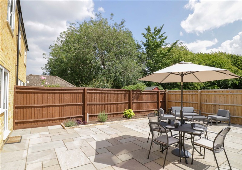 This is the garden at 22 Old Chapel Close, Kidlington