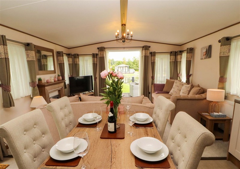 Enjoy the living room (photo 3) at 22 Yealand, Carnforth