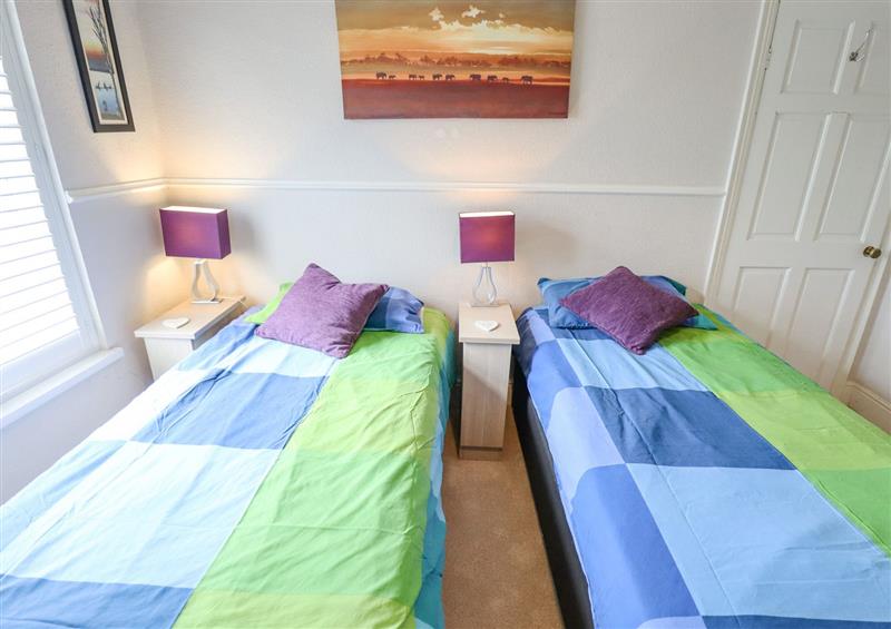 One of the 4 bedrooms (photo 4) at 23 Bridge End Road, Grantham