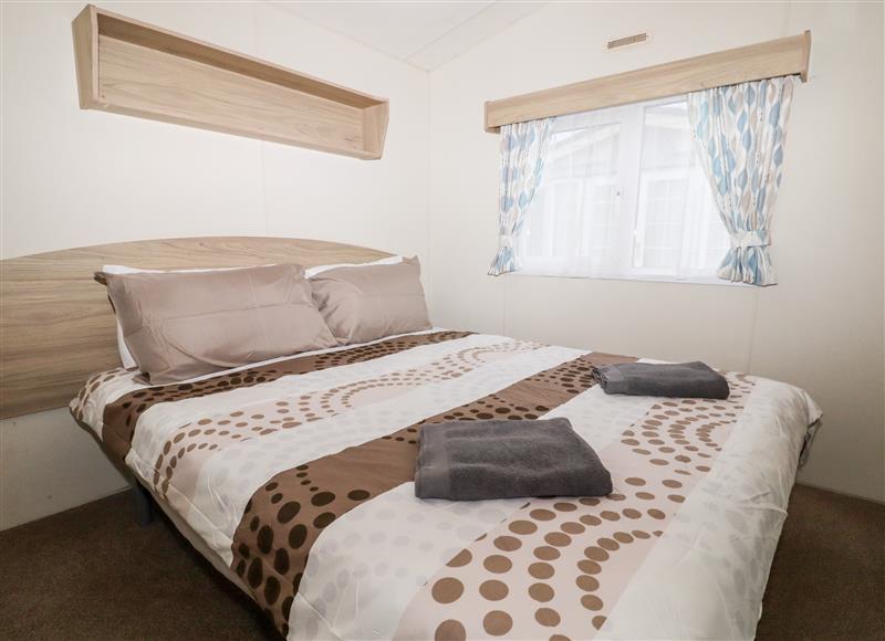 One of the 2 bedrooms (photo 2) at 24 Winchelsea Sands Holiday Park, Winchelsea Beach