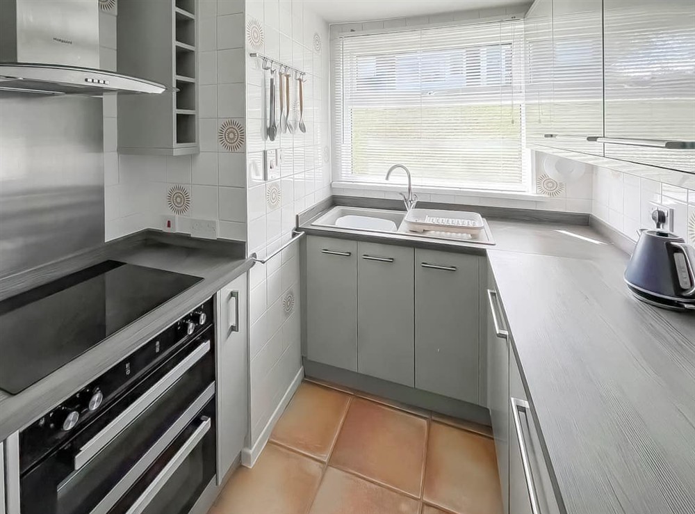 Kitchen (photo 2) at 240 Norton Park in Dartmouth, Devon