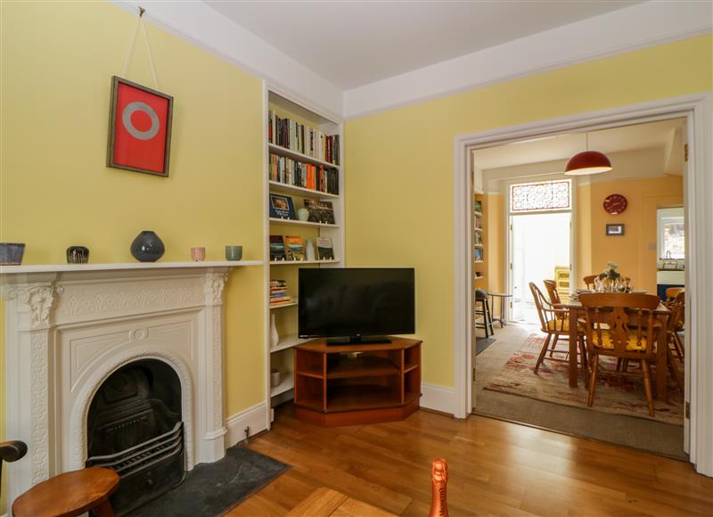 The living area at 27 Exeter Street, Teignmouth