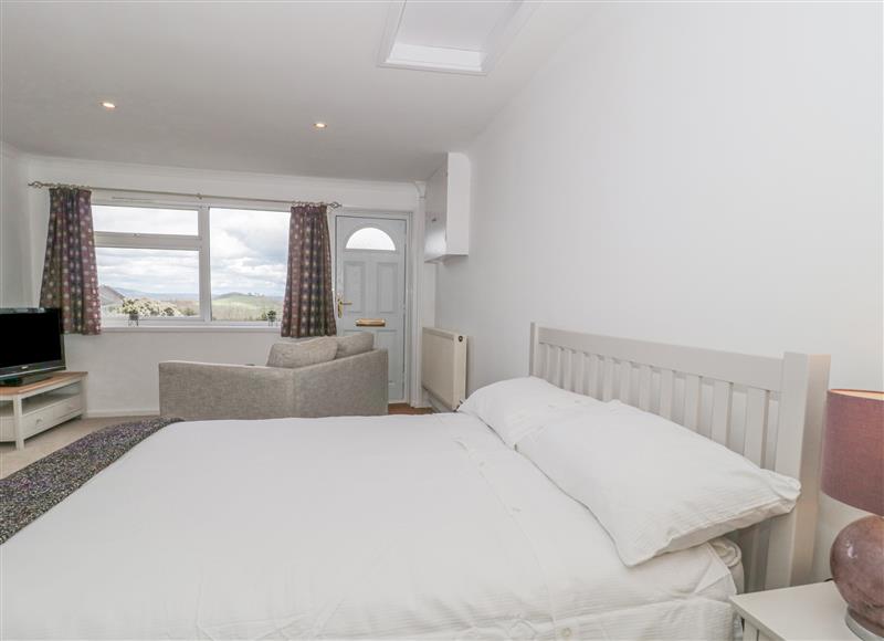 Bedroom (photo 2) at 27 Fernhill Heights, Charmouth