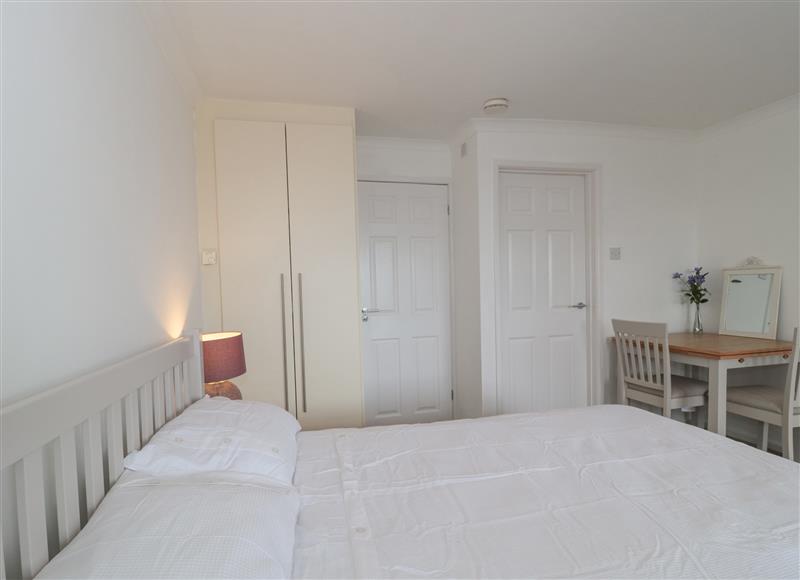 One of the bedrooms (photo 2) at 27 Fernhill Heights, Charmouth