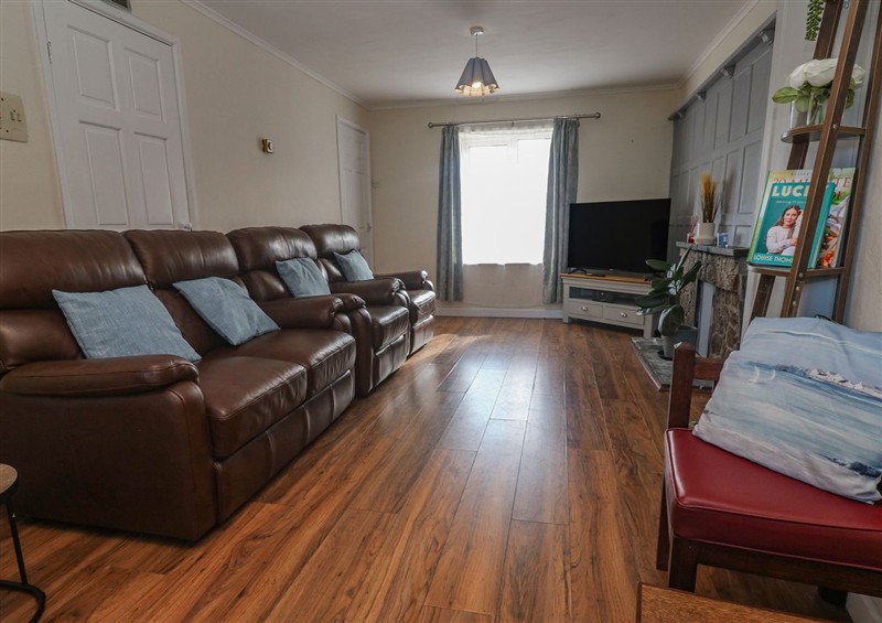 Inside at 28 Guildford Road, Hayle