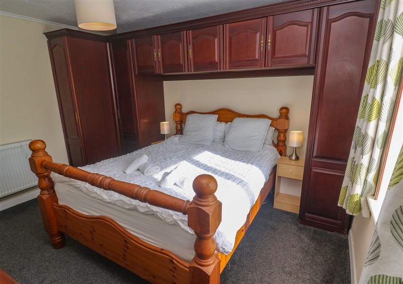One of the 4 bedrooms at 28 Guildford Road, Hayle