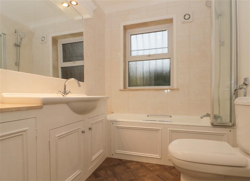 This is the bathroom (photo 3) at 28 Manor Road, Scarborough