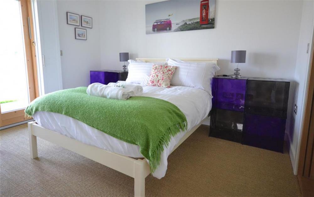Second double bedroom with bathroom en-suit at 28 Talland Bay in Looe