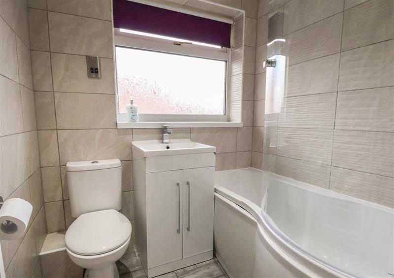 The bathroom at 28 Waterloo Road, Chester