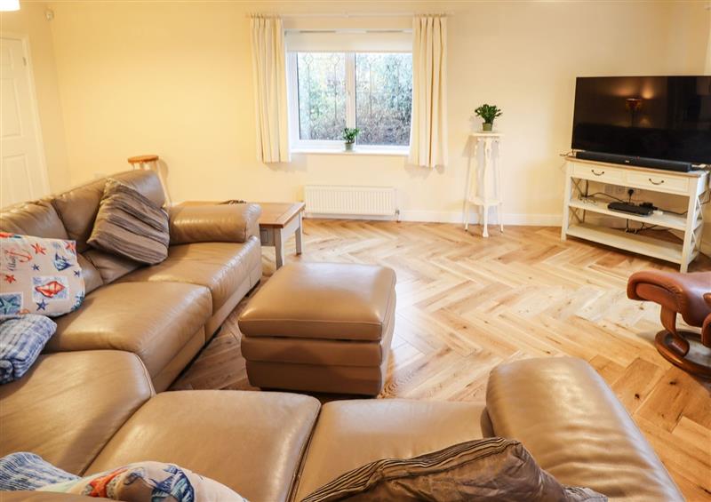 Enjoy the living room at 283 London Road, Wyberton